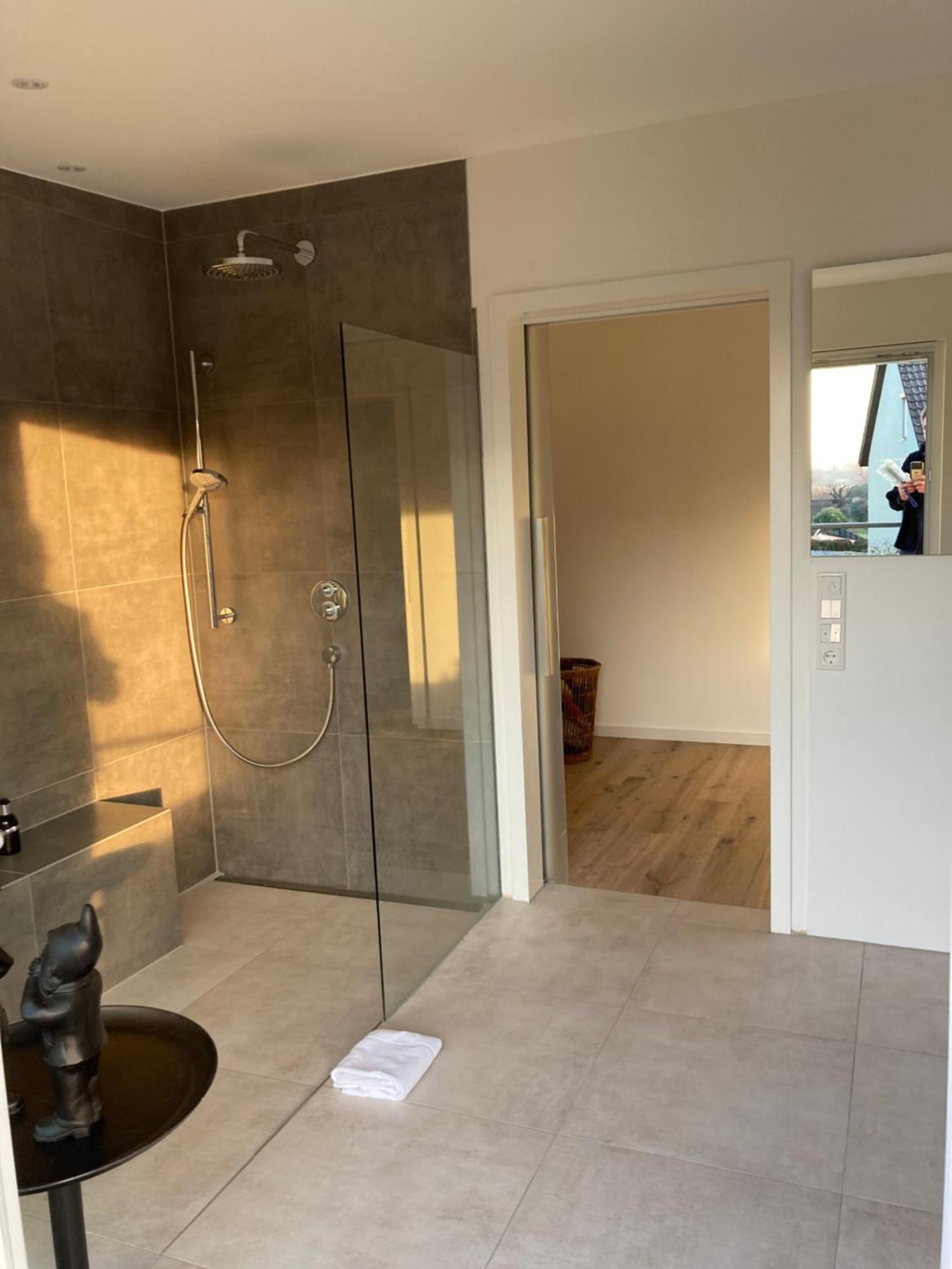 דירות Ehrenkirchen Neues Penthouse-Loft Mit Konuskarte Fuer Gratis Oepnv מראה חיצוני תמונה