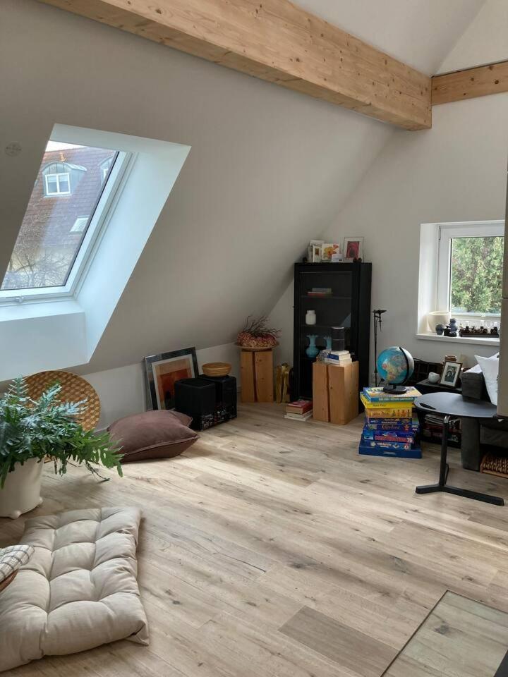 דירות Ehrenkirchen Neues Penthouse-Loft Mit Konuskarte Fuer Gratis Oepnv מראה חיצוני תמונה