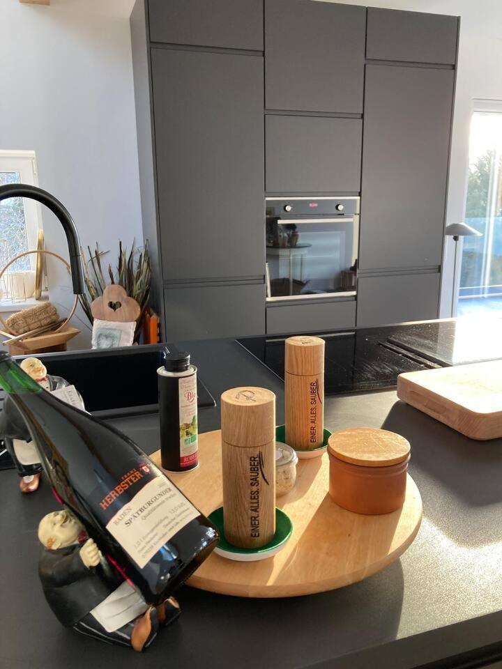 דירות Ehrenkirchen Neues Penthouse-Loft Mit Konuskarte Fuer Gratis Oepnv מראה חיצוני תמונה