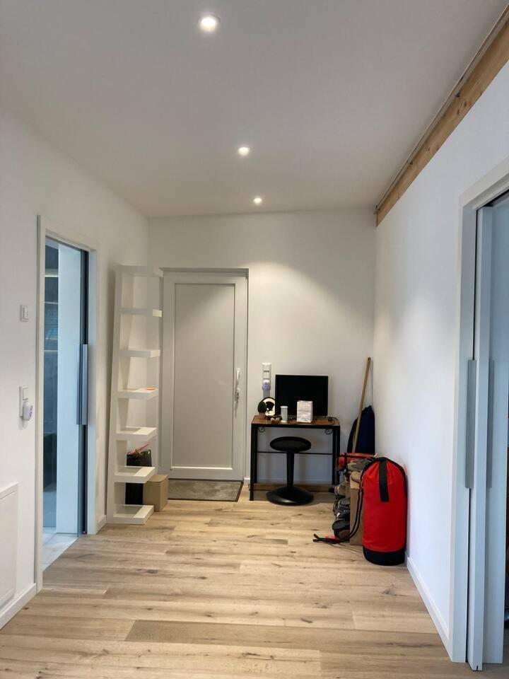 דירות Ehrenkirchen Neues Penthouse-Loft Mit Konuskarte Fuer Gratis Oepnv מראה חיצוני תמונה